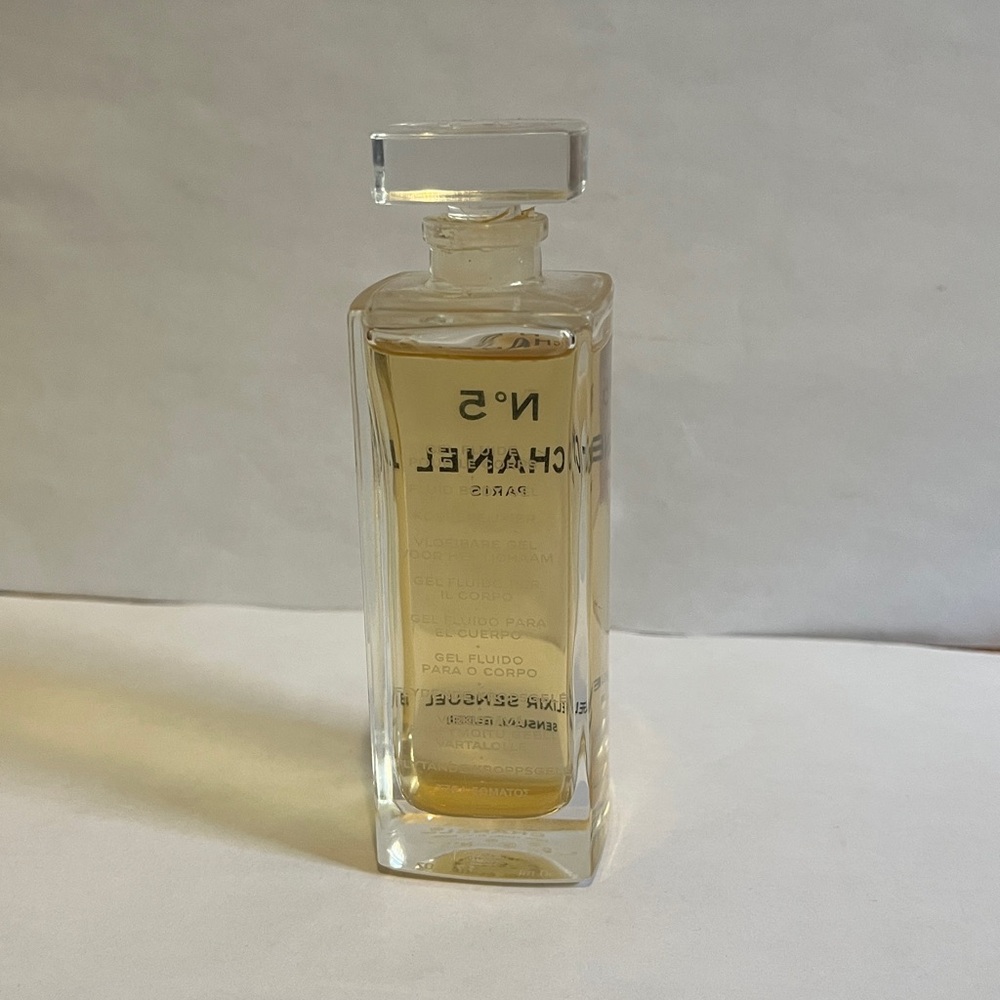 CHANEL No 5 Elixir Sensuel Sensual Fluid Body Gel 50 ml 1.7 oz - Picture 2 of 7